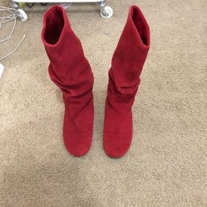 Slouchy suede Steve Madden Boots